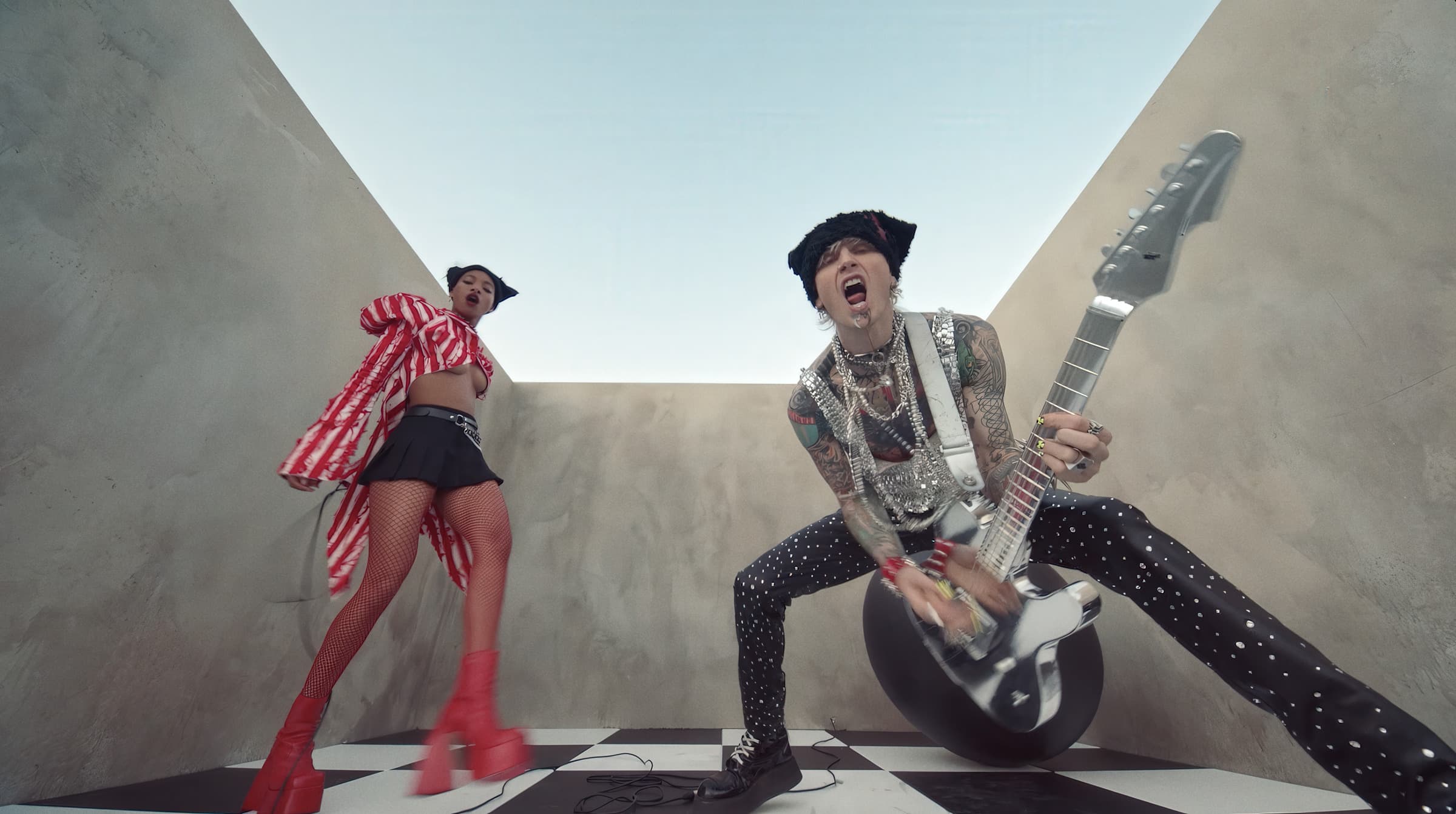 MACHINE GUN KELLY